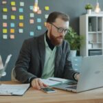 Optimisez votre trésorerie grâce à un compte pro en ligne avec découvert